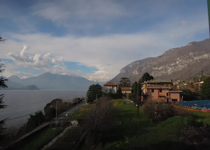 Una Finestra Sul Lago 아파트 *